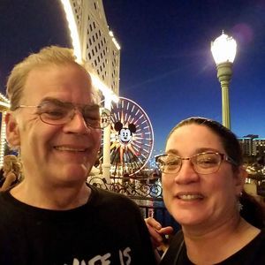 Meet your Posher, Lois